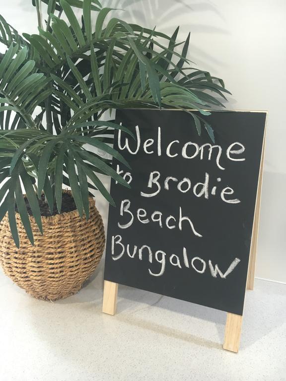 Brodie Beach Bungalow Hotel Coffs Harbour Eksteriør billede